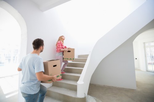 Dependable Stjohnswood movers managing a smooth home relocation