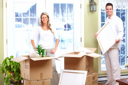 Apartment move logistics in St Johns Wood with local access planning